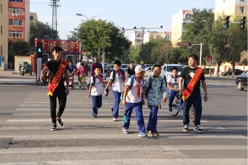 行人過馬路要注意什么，交通安全科普館給您科普一下